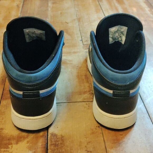 Nike Jordan 1 Mids size 4.5 Youth Blue White Black HighTop Sneakers Unisex - Picture 7 of 9